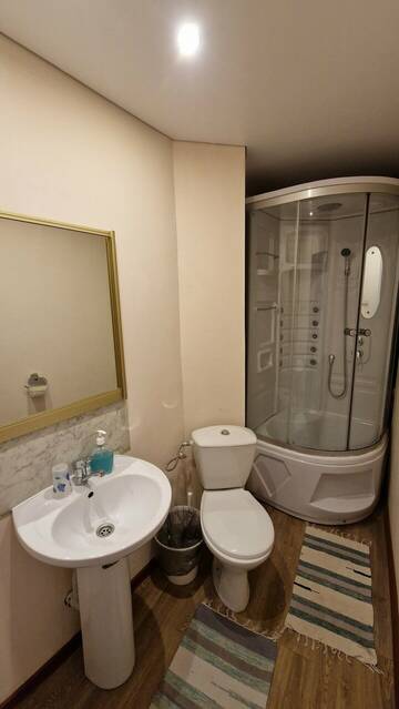 Фото номера Люкс с 2 спальнями Гостиница Анастасия г. Туапсе 6