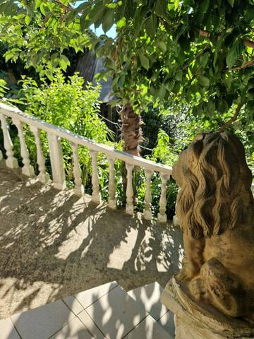 Фото номера Бюджетный трехместный номер Гостиница Анастасия г. Туапсе 4