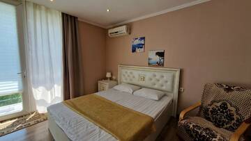 Фото номера Двухместный номер с 1 кроватью Гостиница Анастасия г. Туапсе 2