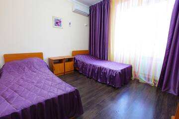 Фото номера Двухместный с удобствами  Гостиница Туапсе г. Туапсе 2