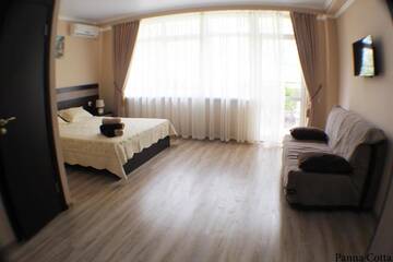 Фото номера Люкс с балконом Мини-отель Мини-отель «Panna-Cotta» г. Туапсе 2