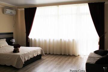 Фото номера Люкс с балконом Мини-отель Мини-отель «Panna-Cotta» г. Туапсе 4