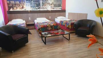 Фото номера Трёхместный стандарт Гостиница Звездный г. Туапсе 3