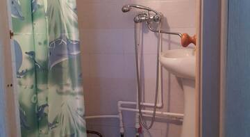 Фото номера Трехместный номер Гостиница Калараша г. Туапсе 5