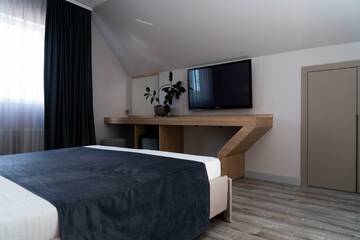 Фото номера Номер делюкс комфорт с 1 двуспальной кроватью Гостиница Олимп г. Туапсе 6