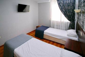 Фото номера Стандартный двухместный номер с 1 кроватью или 2 отдельными кроватями Гостиница Альта Виста г. Туапсе 3